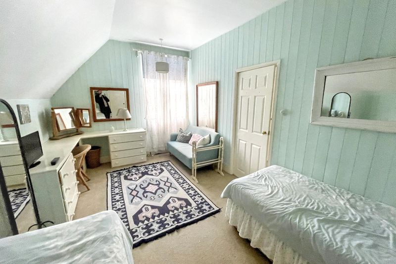 2a Preston Park Avenue